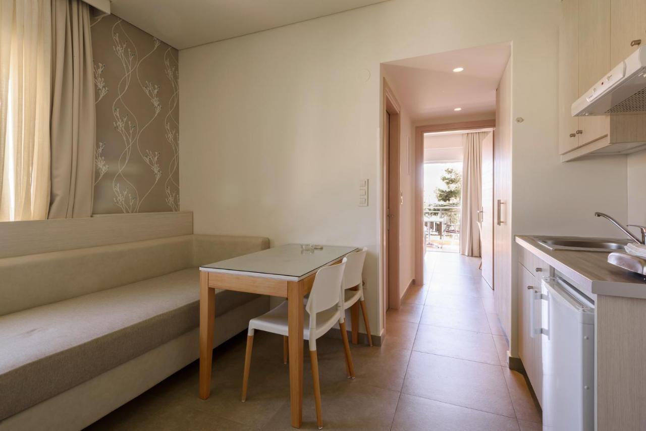 Poseidon Studios & Apartments Палеохора Экстерьер фото
