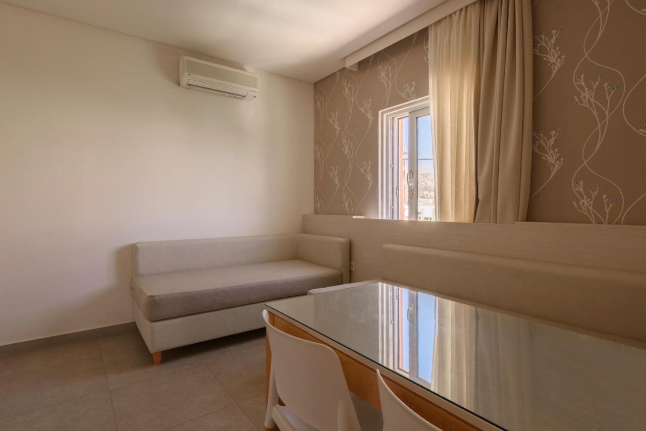 Poseidon Studios & Apartments Палеохора Экстерьер фото