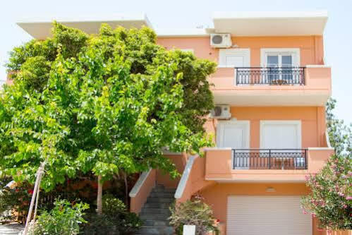Poseidon Studios & Apartments Палеохора Экстерьер фото